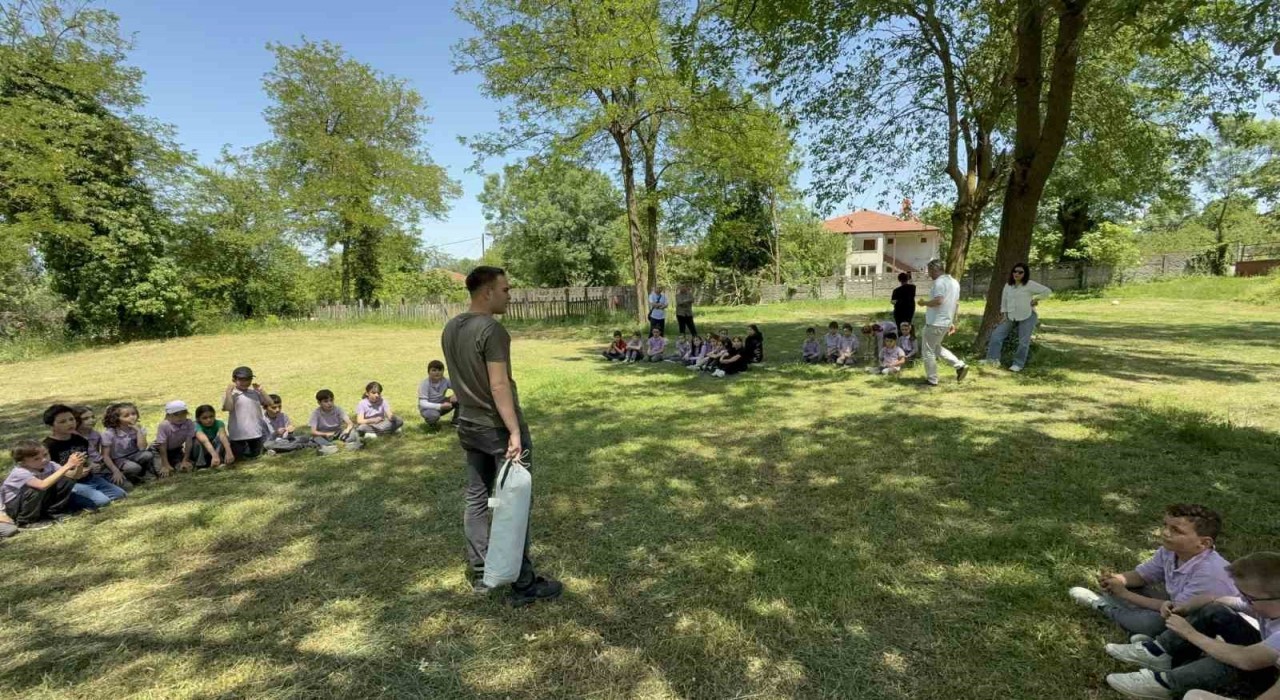 Minik öğrencilerin kamp sevgisi