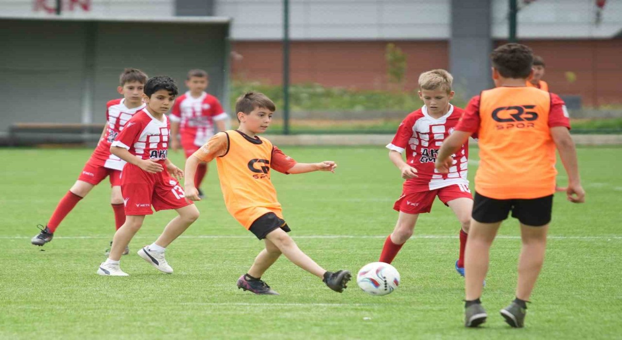 Minik yıldızlar Samsunspor için sahada