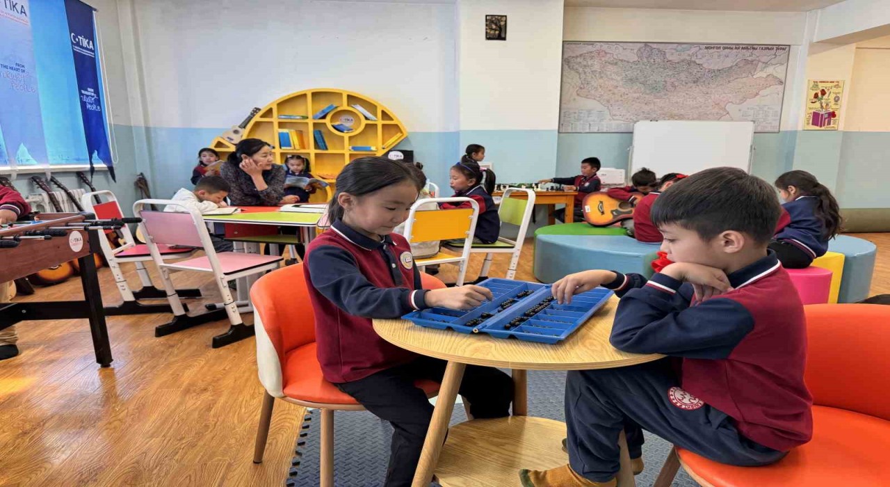 Moğolistan kırsalında yaşayan çocuklar için sosyal gelişim alanları oluşturuldu
