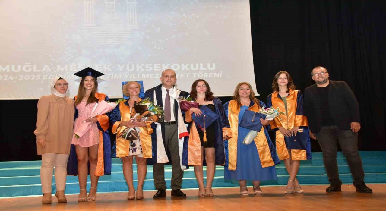 Muğla MYO ile Dalaman MYOda mezuniyet sevinci