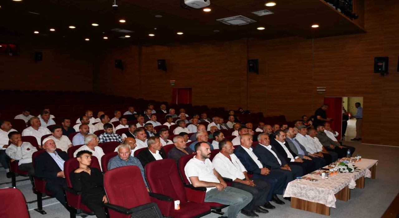 Muhtarlara Kurumsal Aidiyet ve Yönetişim temalı eğitim