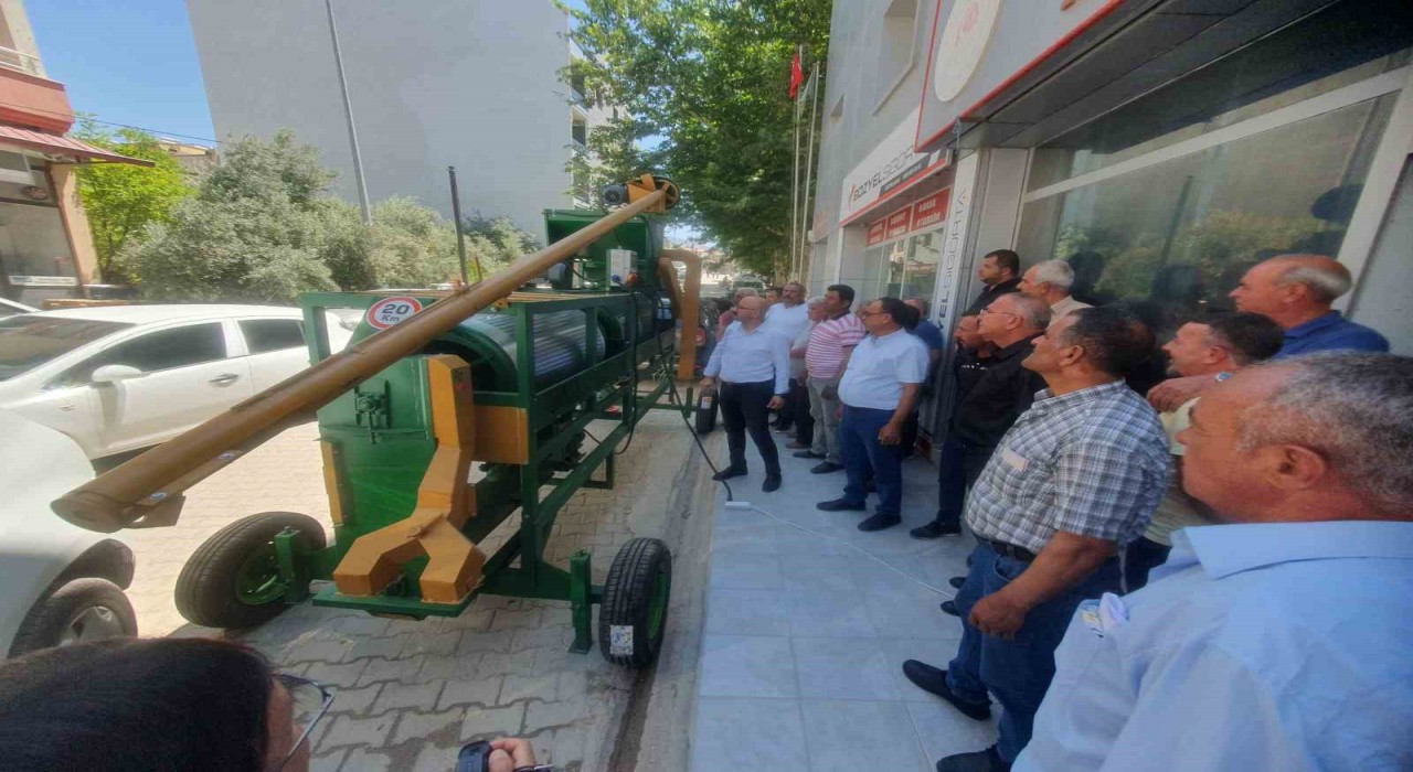 Mutta üreticiye tohum eleme makinesi