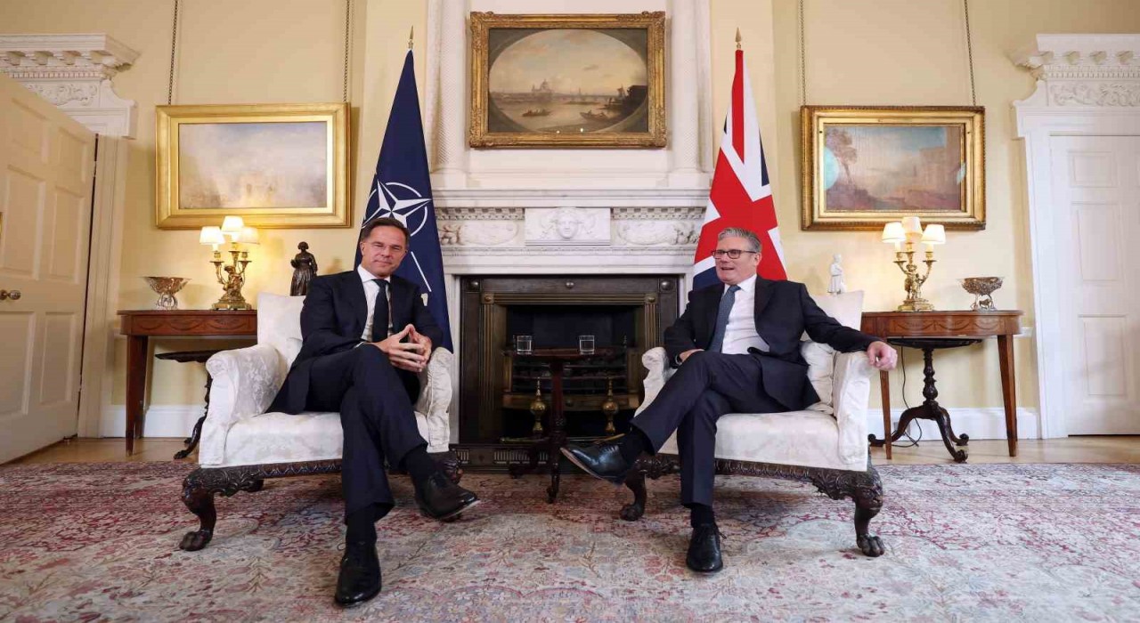 NATO Genel Sekreteri Rutte ile İngiltere Başbakanı Starmer bir araya geldi