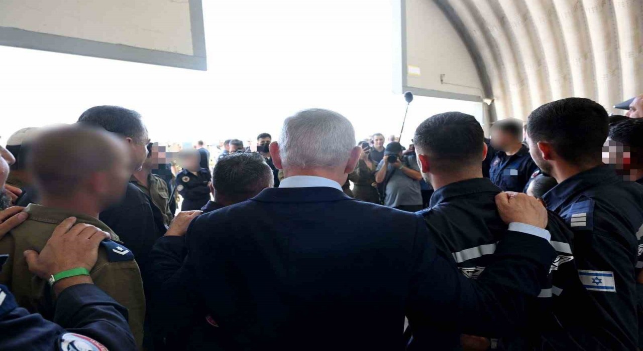 Netanyahu: Tahranı boşaltın harekete geçiyoruz