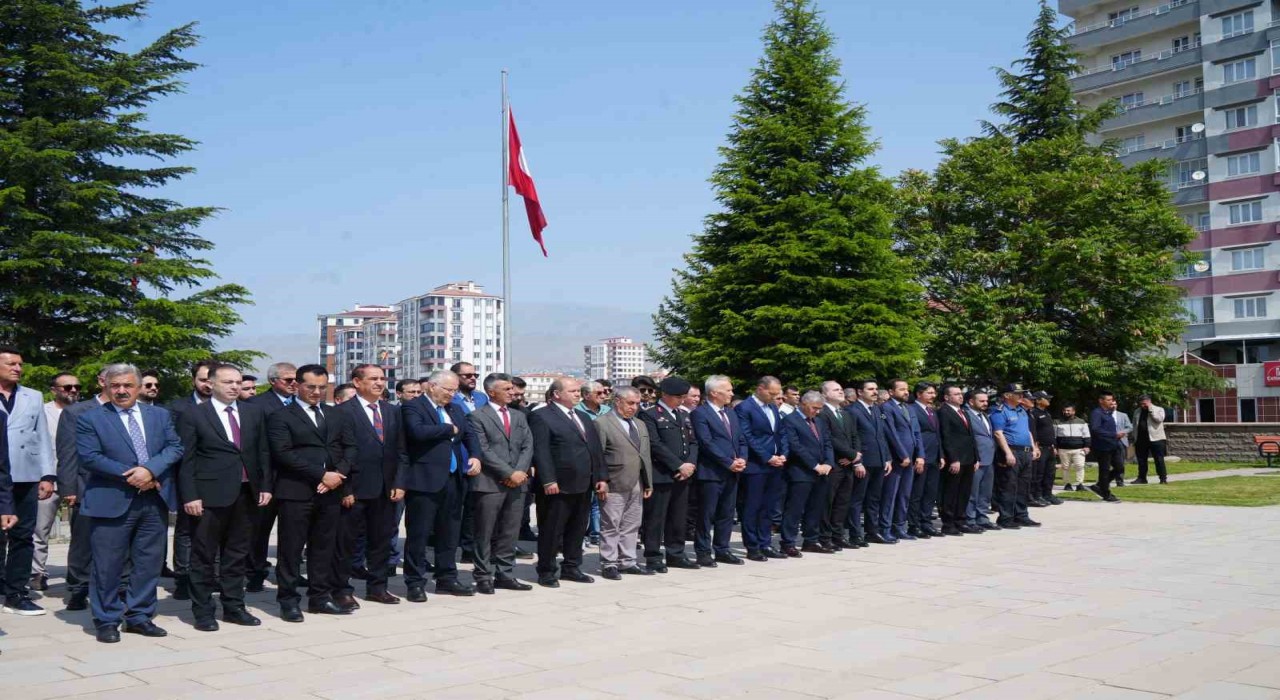 Niğdede Kurban Arifesinde şehitlik ziyaret edildi