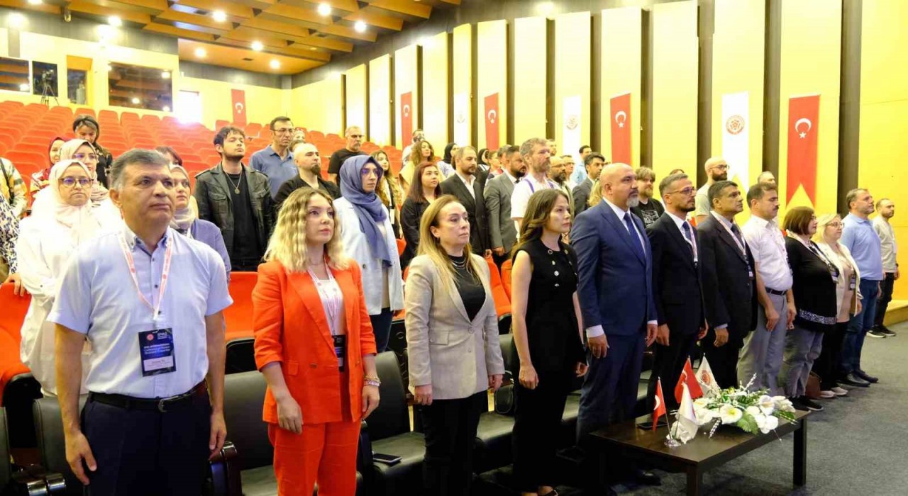 Nükleer bilimlerdeki son gelişmeler, Sivasta paylaşıldı