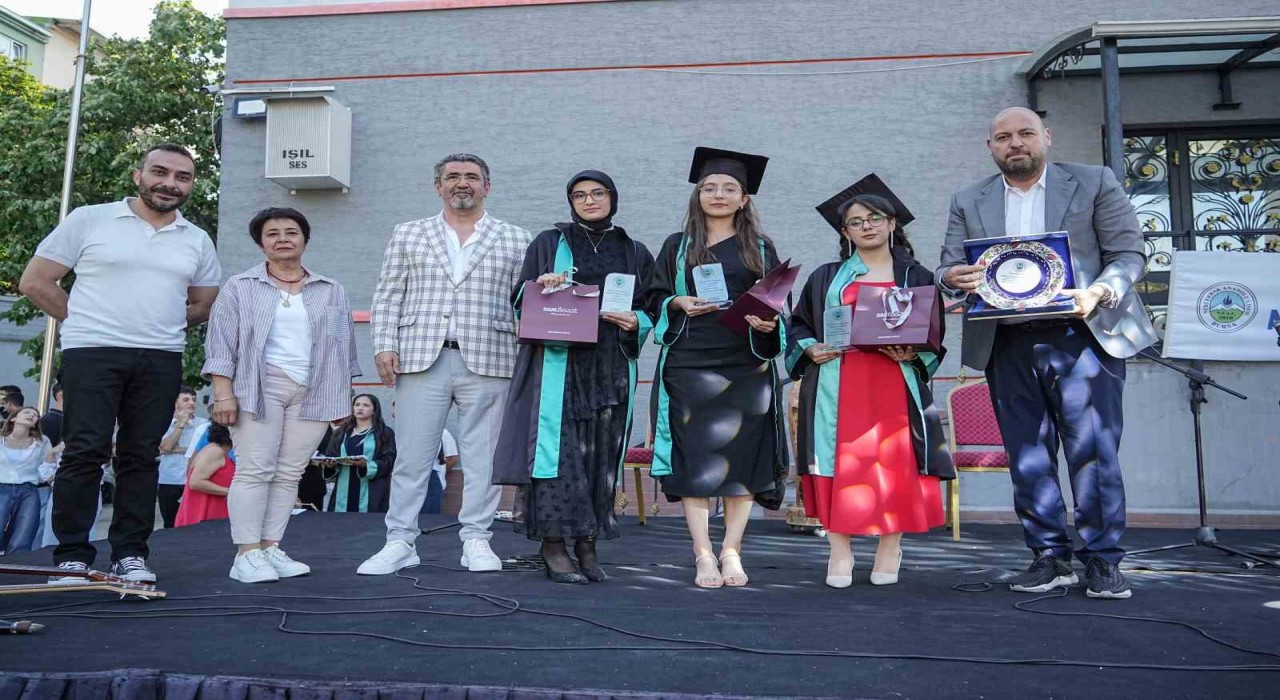 Nuri Erbak Anadolu Lisesinde, torun Ömer Kızıldan başarılara ödül