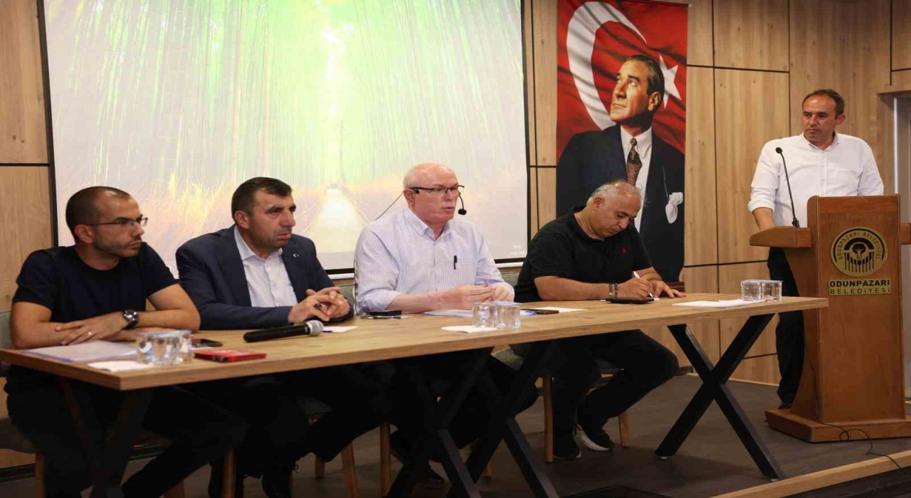 Odunpazarında Çarşamba Pazarı için ortak akıl buluşması