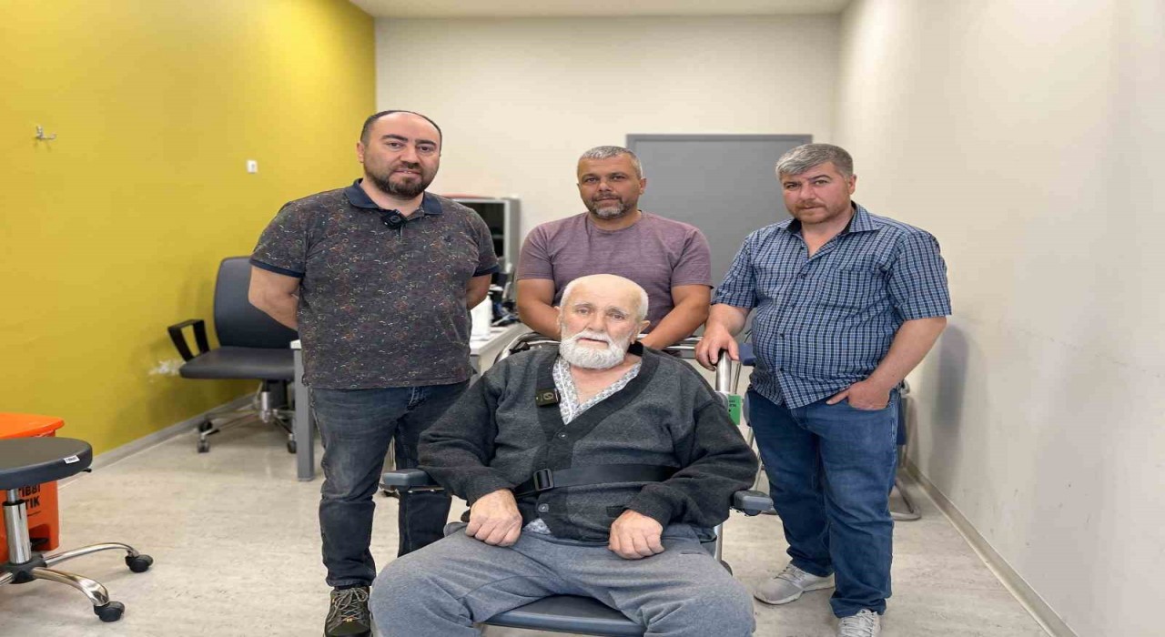 Oğlunun kalp masajı babasına hayat verdi