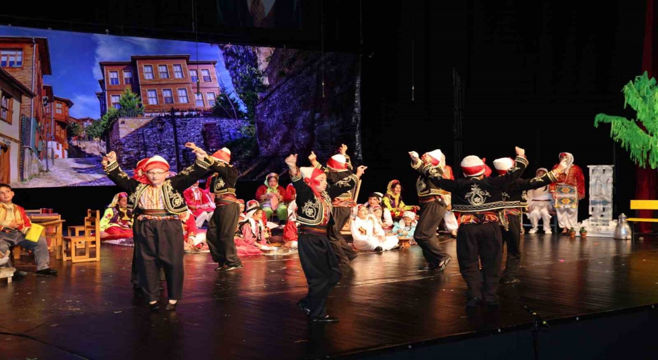 Öğrencilerden sanat dolu gece