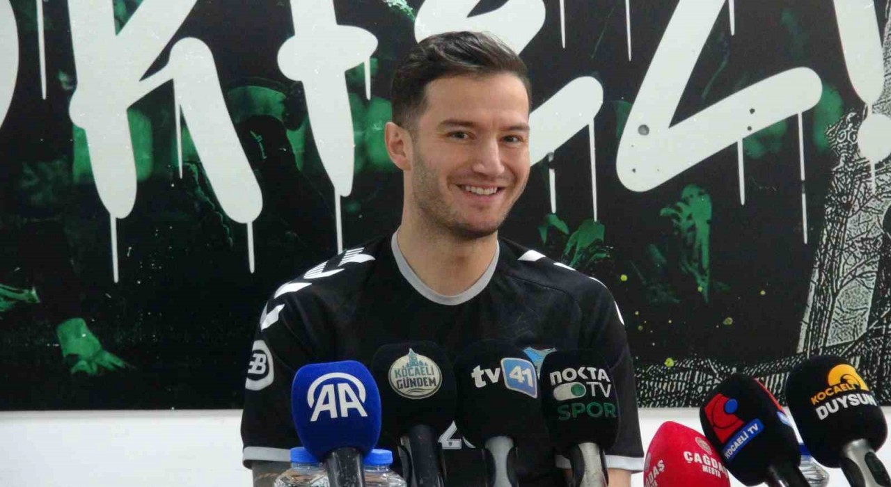 Oğulcan Çağlayandan veda sinyali