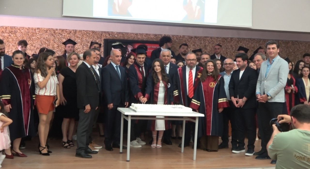 OMÜ Turizm Fakültesi ve MYOda mezuniyet coşkusu