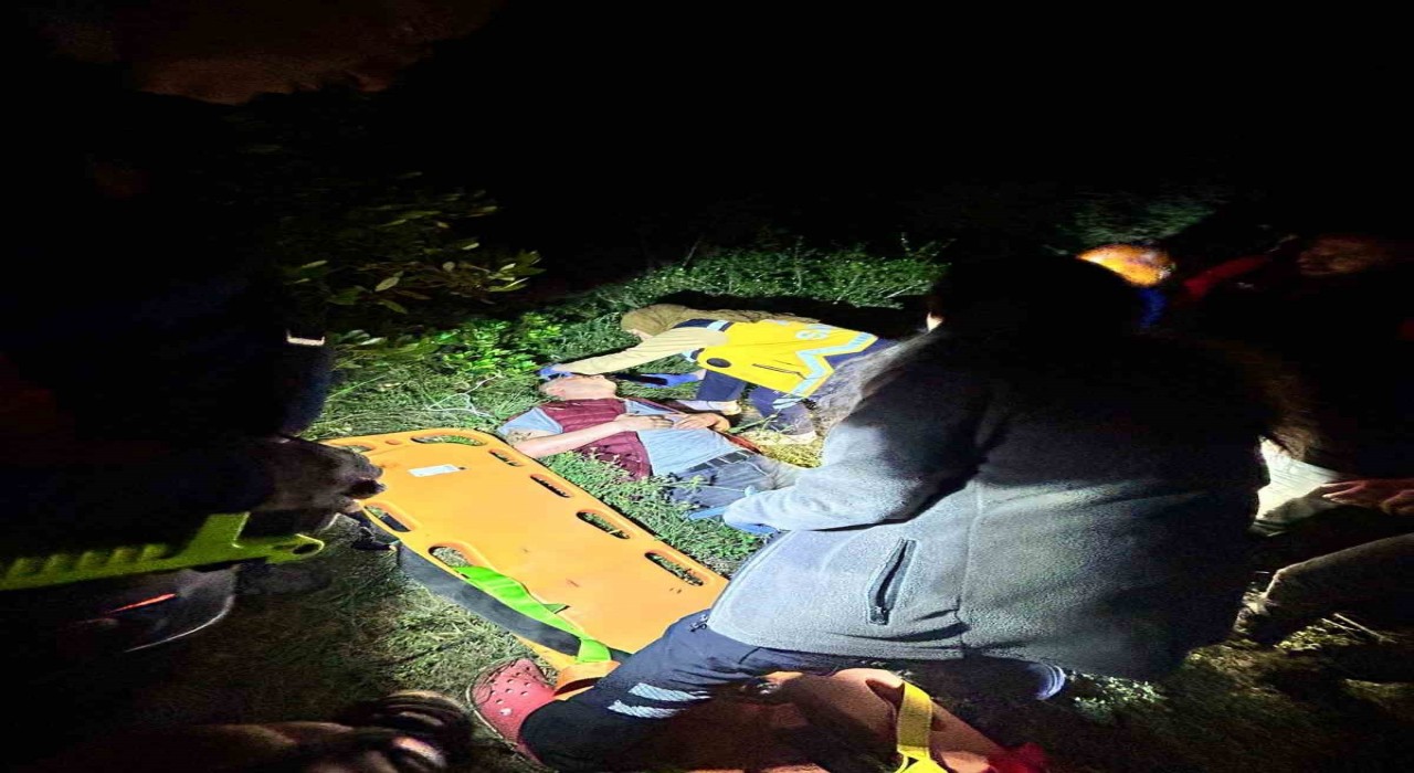 Ormanlık alanda kaybolan genç yarı baygın halde bulundu