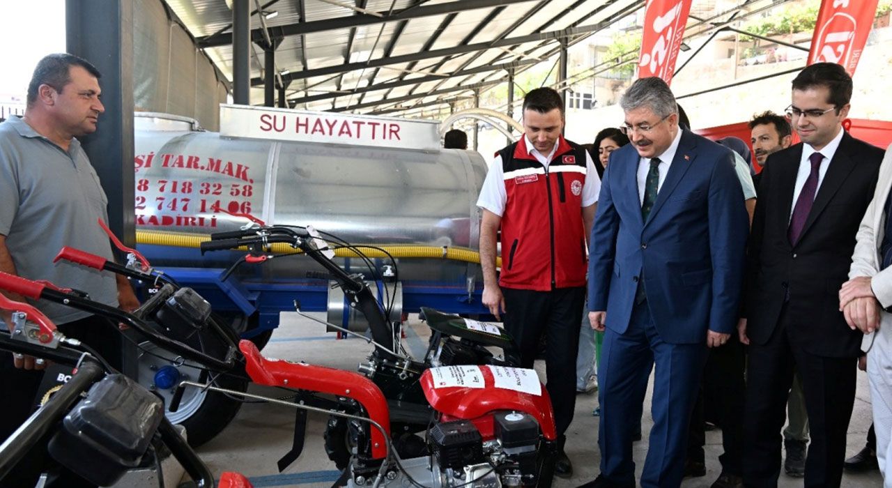 Osmaniye’de Çiftçilere Makine ve Ekipman Desteği Sağlandı