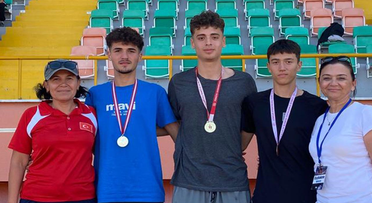 Osmaniyeli Sporculardan Mersin'de Madalya Yağmuru!