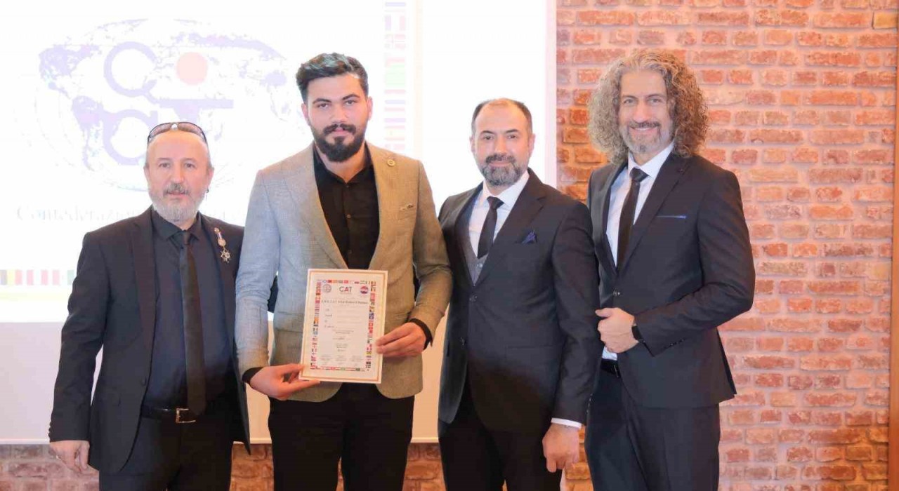 Osmanlıda başlayan berberlik geleneği Ağrıda üçüncü kuşakla sürüyor