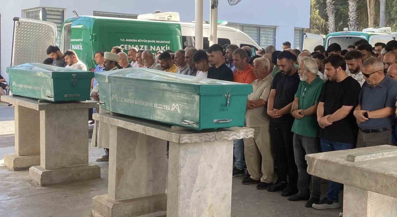 Mersin’de 4 Gencin Ölümünde 2 Cenaze Toprağa Verildi