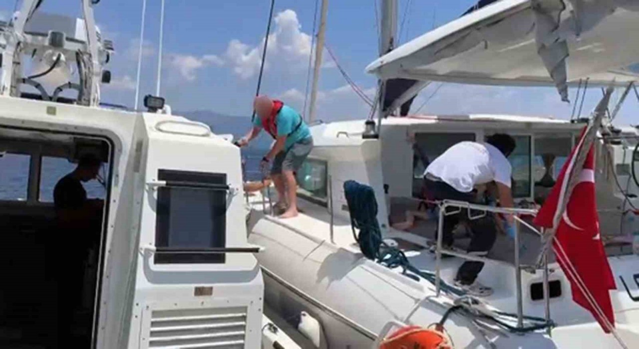 Özel teknede rahatsızlanan çocuk için tıbbi tahliye