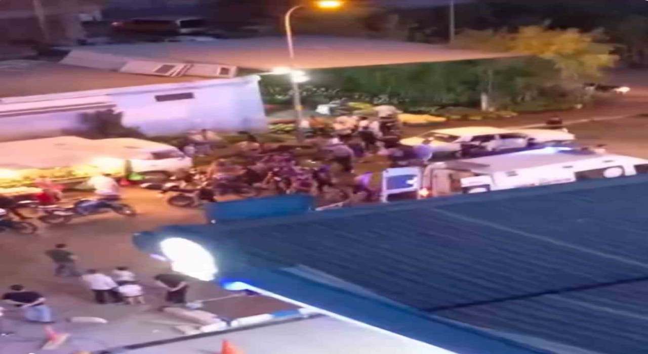 Polisin dur ihtarına uymayan motosikletin sürücüsü kaza yaptı: 2 yaralı