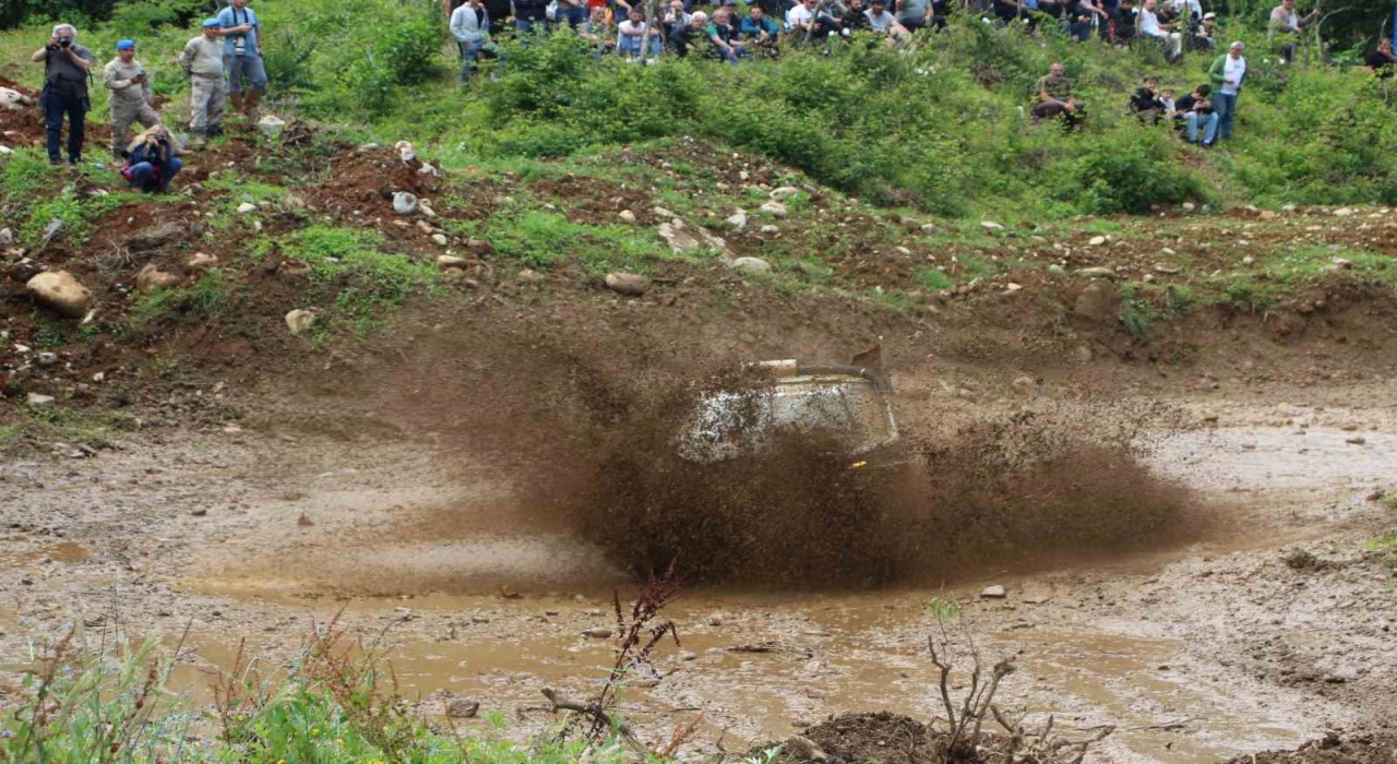 Rizede Off-Road yarışları nefesleri kesti