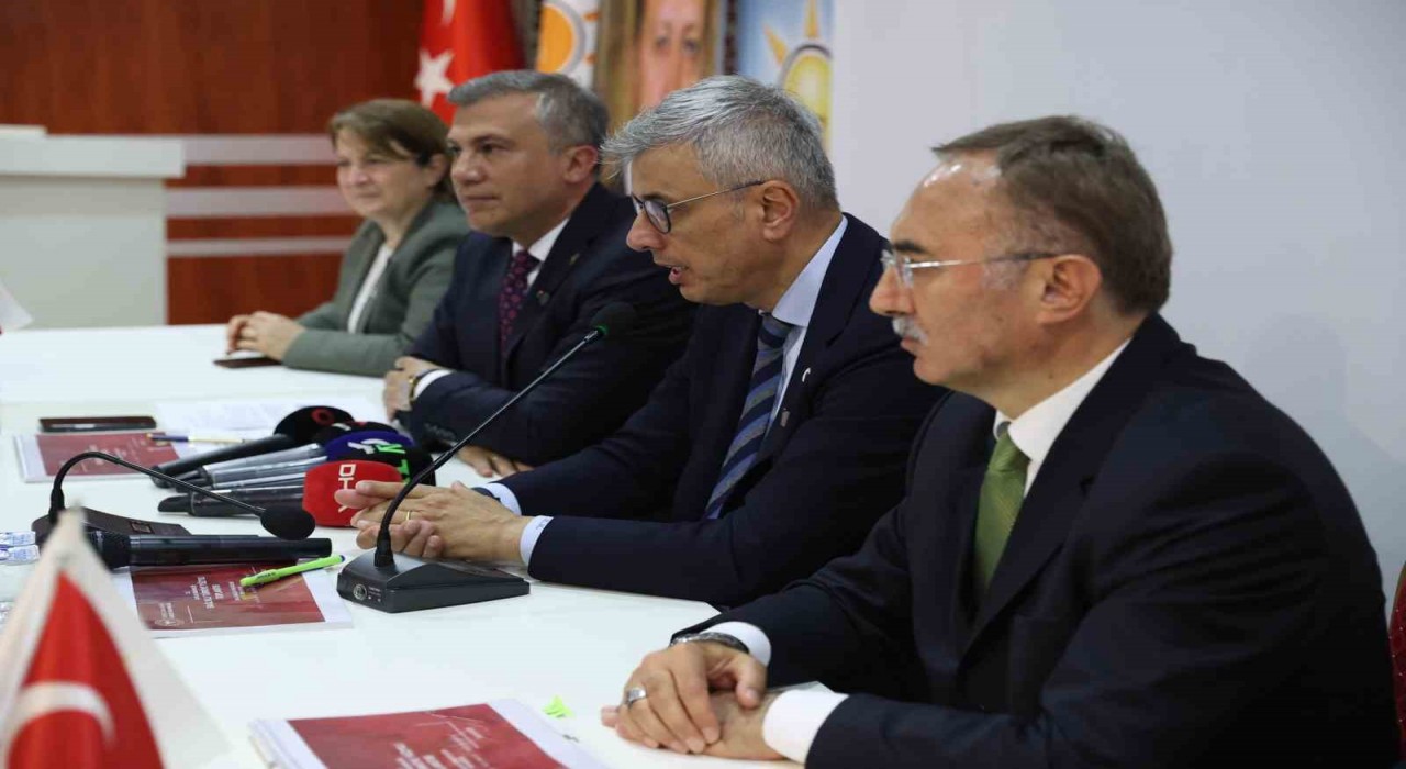 Sağlık Bakanı Memişoğlu: Gelişmiş ülkelerin hayal bile edemeyeceği bazı şeyleri yaptık