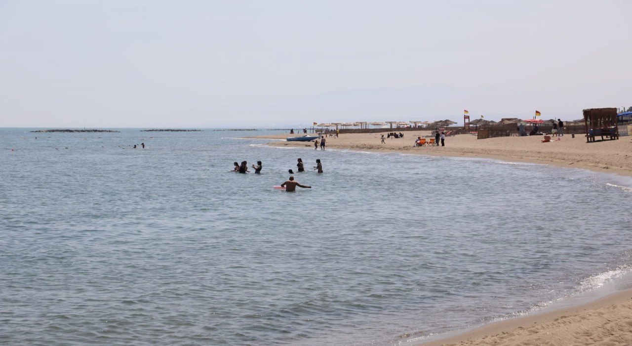 Sakarya sahillerinde bayram nöbeti: 12 boğulma vakasına müdahale edildi, 15 kayıp çocuk kurtarıldı