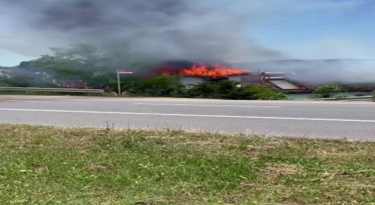 Sakaryada bir ev alev topuna döndü