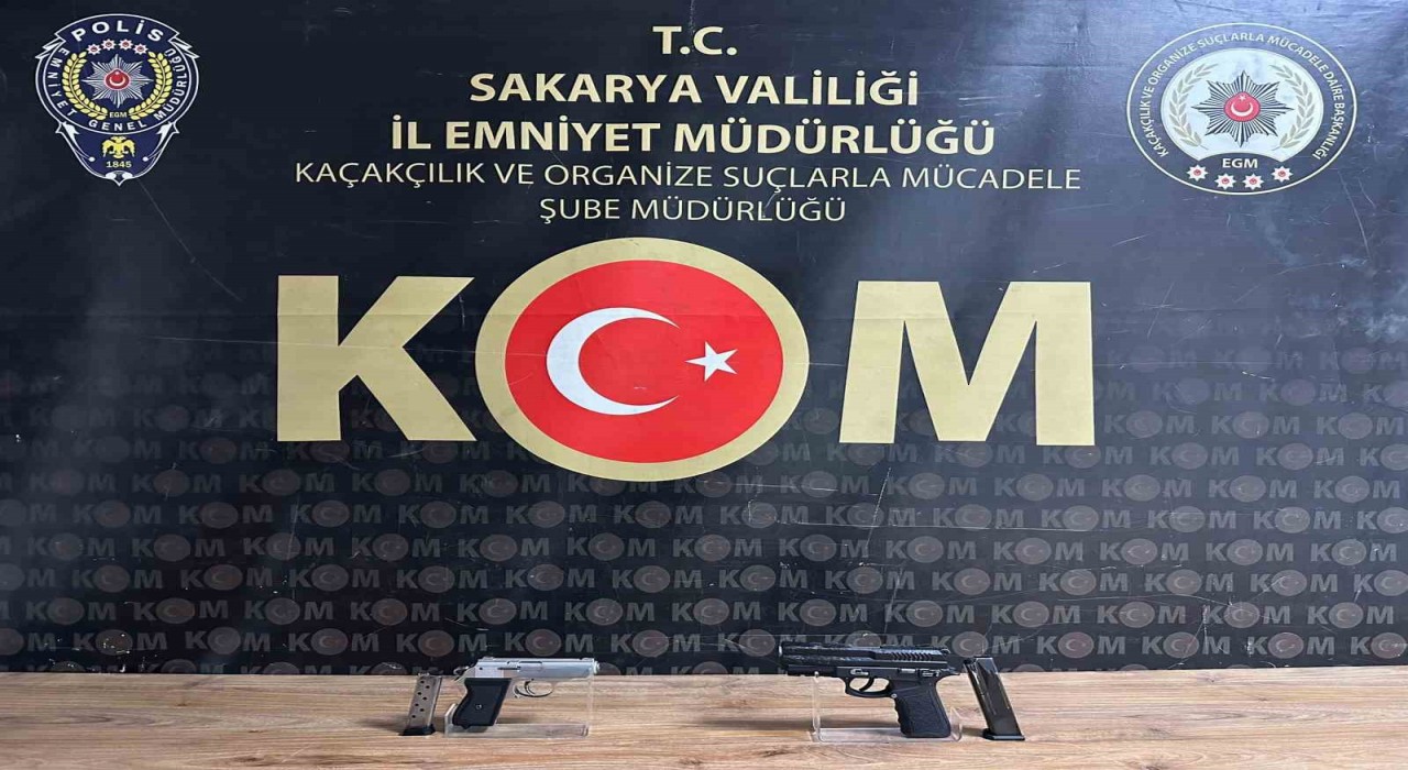 Sakaryada silah kaçakçılığına darbe: Çok sayıda silah ve mühimmatı ele geçirildi, 4 gözaltı