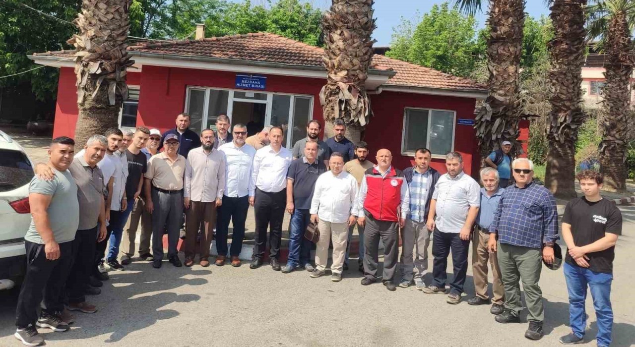 Salihlide kurban kesimini uygulamalı öğrendiler