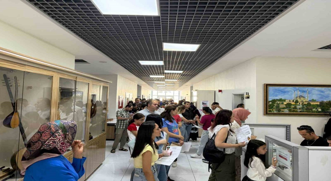 Sanat Akademisindeki yaz kursları için kayıtlara yoğun ilgi