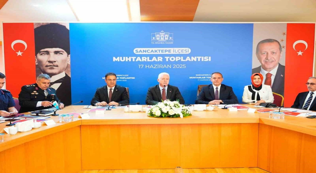Sancaktepe Muhtarlar Toplantısı İstanbul Valisi Davut Gülün katılımıyla gerçekleşti