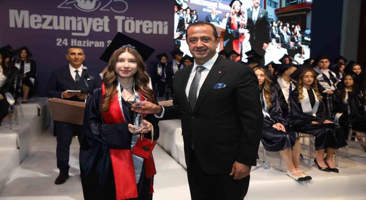 SANKO Okullarında mezuniyet heyecanı
