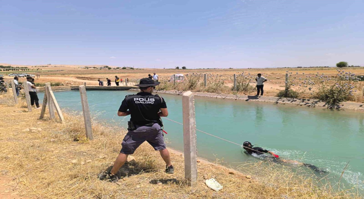 Şanlıurfada sulama kanalında kaybolan 2 kişi 3 gündür aranıyor