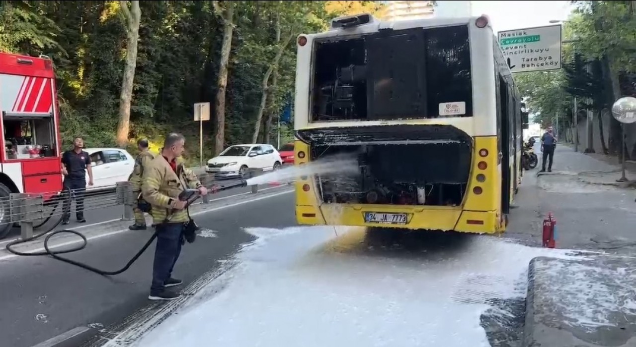 Sarıyerde otobüste çıkan yangın söndürüldü