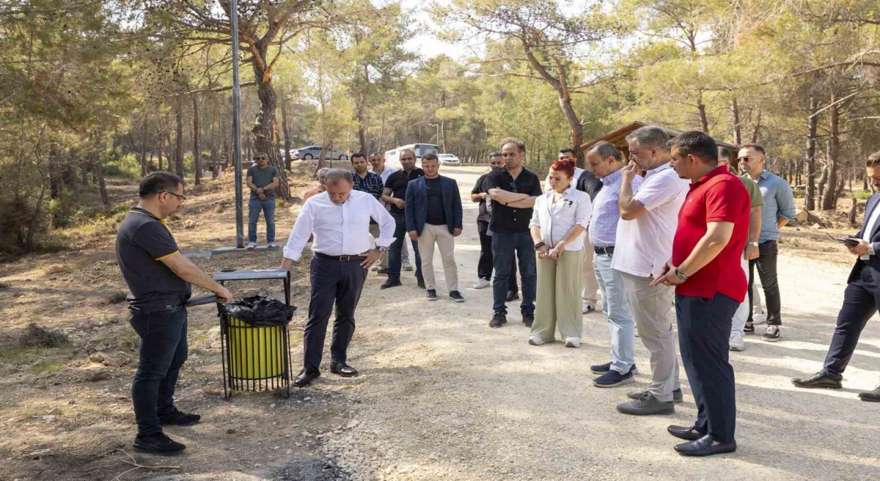 Seçer, Emirler Orman Parkı Piknik Alanında incelemelerde bulundu