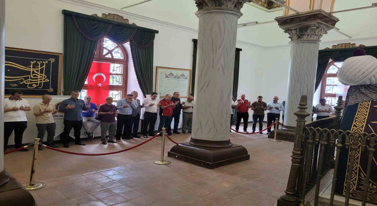 Şehit padişah Bursadaki kabri başında anıldı