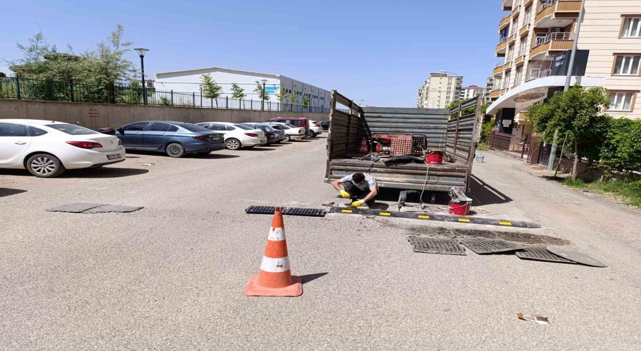 Siirtte durak, duba ve kasis çalışmaları sürüyor