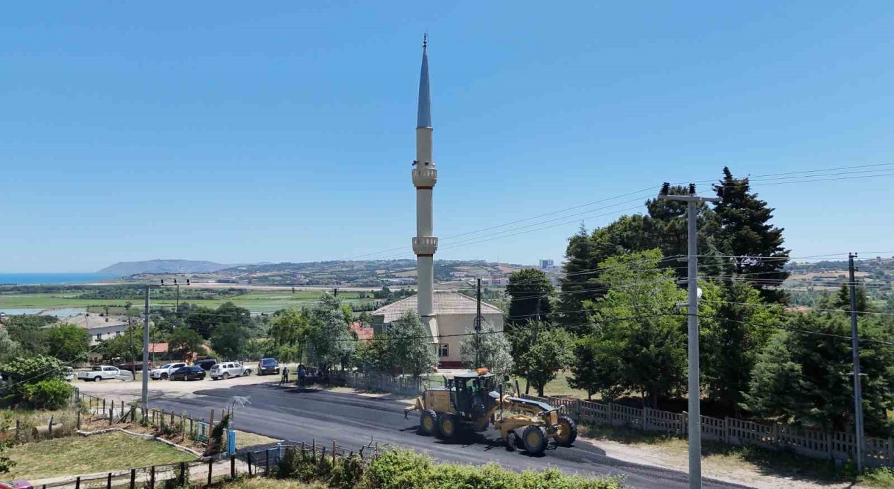 Sinopta 110 kilometrelik asfalt mesaisi başladı