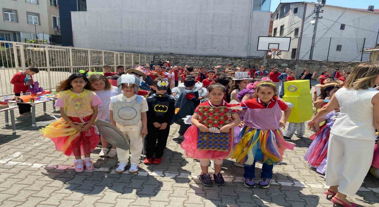 Sinopta atıklar öğrencilerin elinde sanata dönüştü