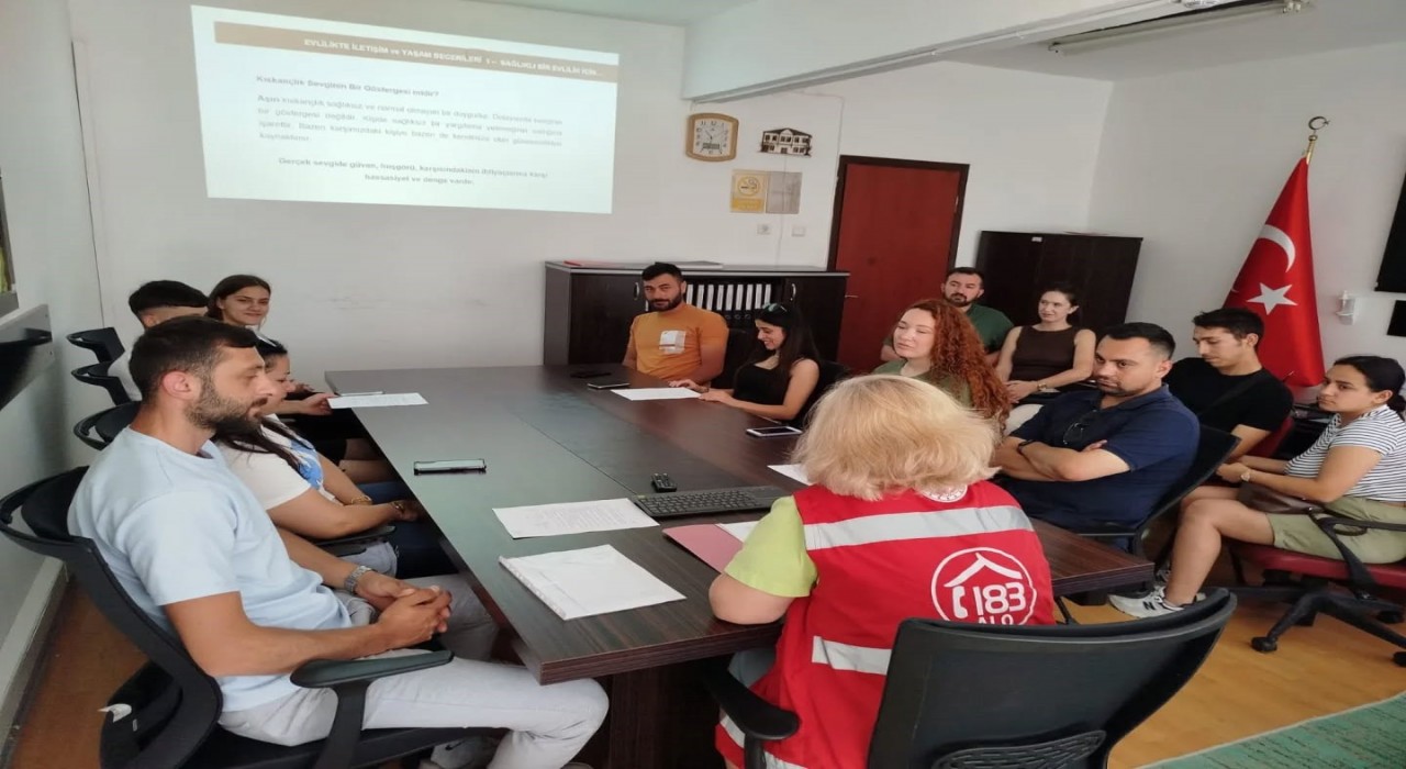 Sinopta evlenecek gençlere evlilik öncesi eğitim desteği
