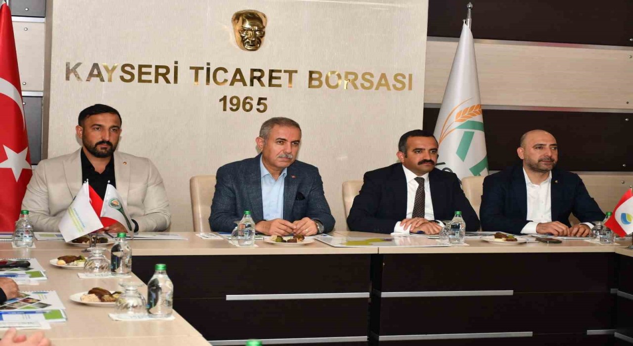 Sivas heyeti, Türkiyenin yeni nesil tarım modelini yerinde inceledi