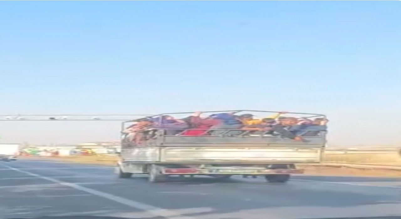 Siverekte mevsimlik işçilerin tehlikeli yolculuğu kamerada