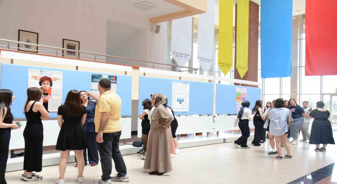 Sosyal Hizmet Uygulamalı Araştırma Poster Sunumları Etkinliği düzenlendi