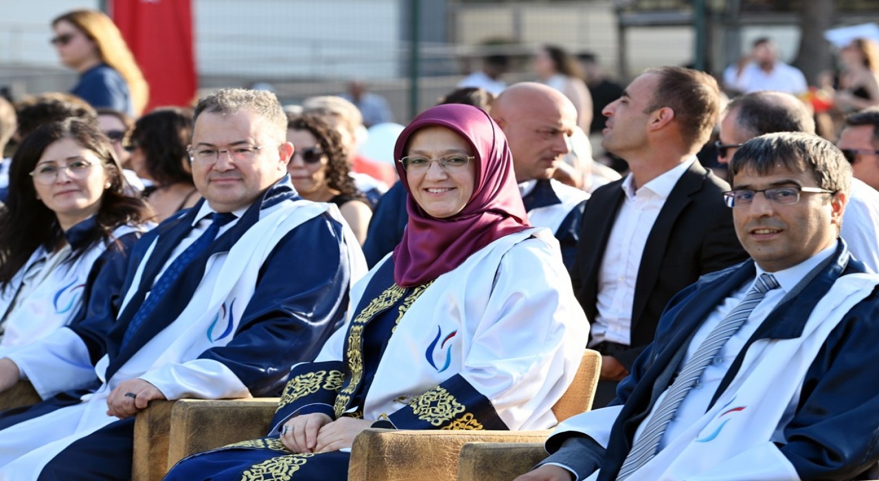 Spor Bilimleri Fakültesi 30uncu mezunlarını verdi