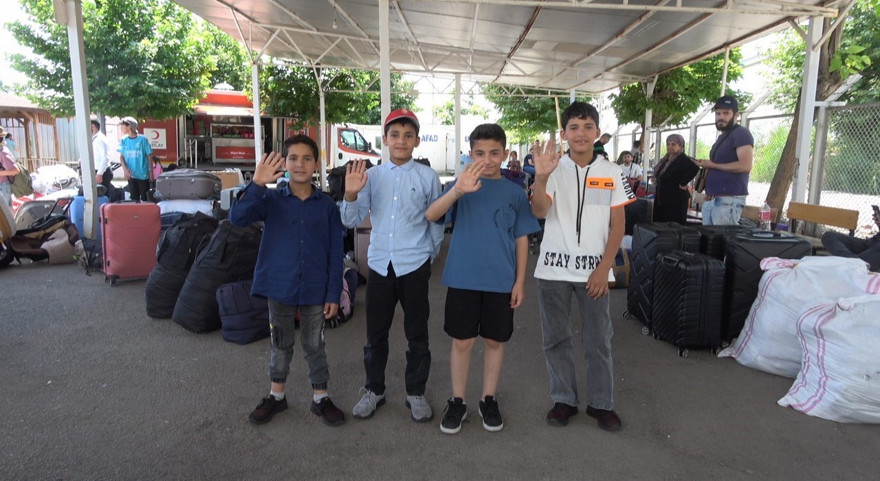 Suriyeli sığınmacıların geri dönüşleri sürüyor