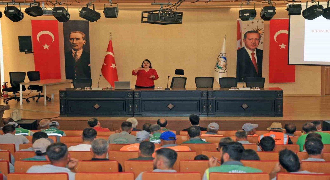 Talas Belediyesi personeline KKKA ve Sağlıklı Yaşam eğitimi