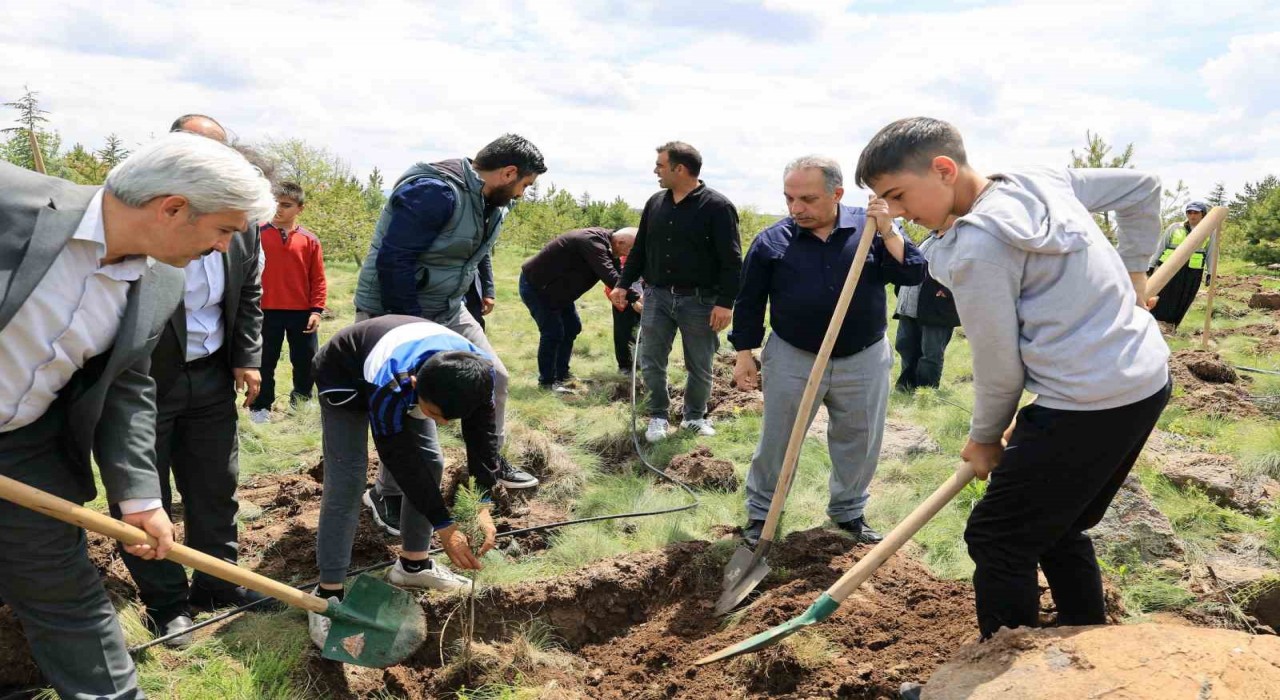 Talaslı çocuklar, Süleymanlıda geleceğe umut fidanı dikti