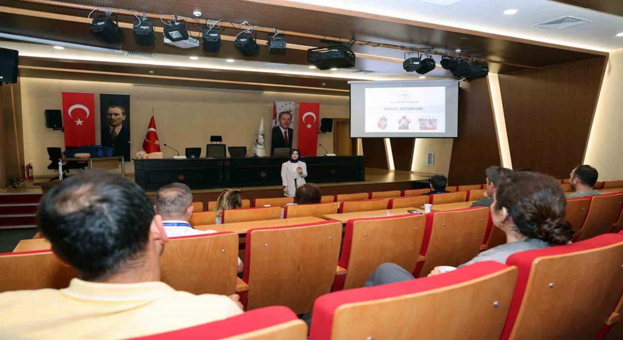 Talasta personele ilk yardım eğitimi