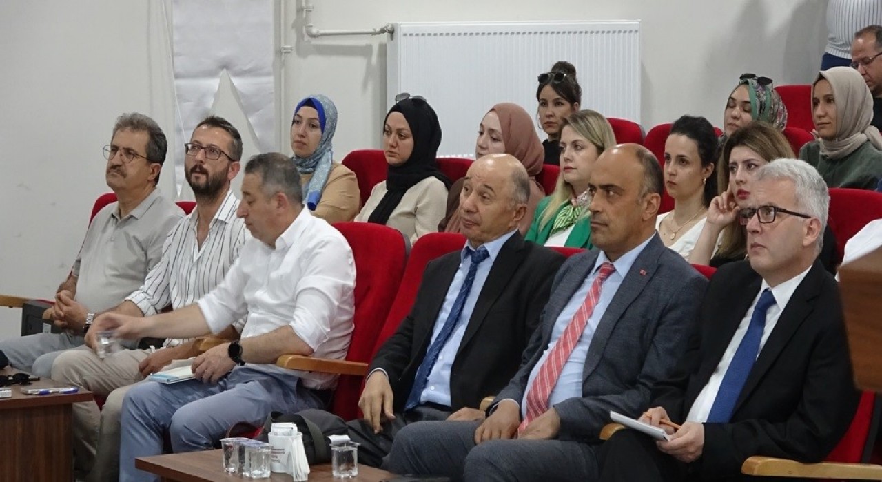 Tavşanlıda Erasmus+ proje eğitimiyle uluslararası işbirliği güçleniyor