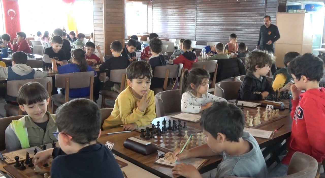 Tavşanlıda satrançın şampiyonları belli oldu